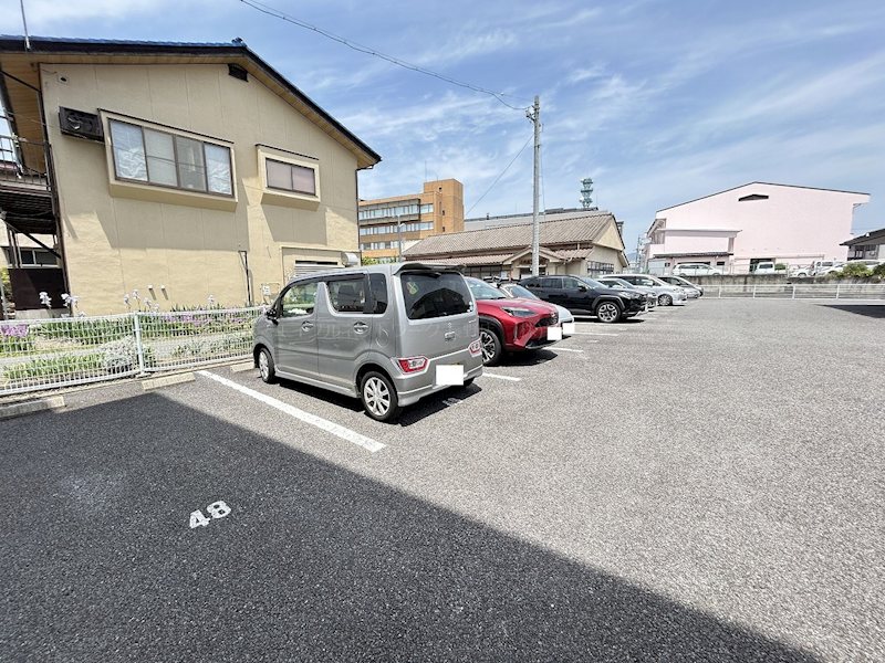 アスパシオ 駐車場