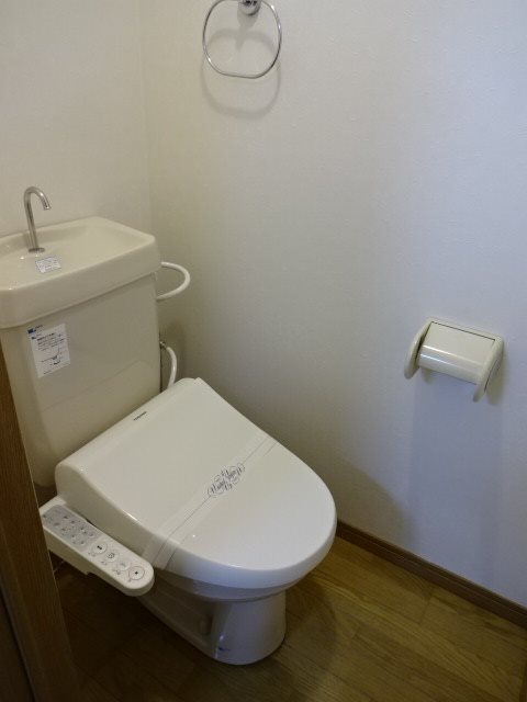 ウッドビレッジ トイレ
