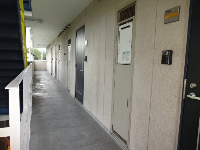 ウッドビレッジ エントランス