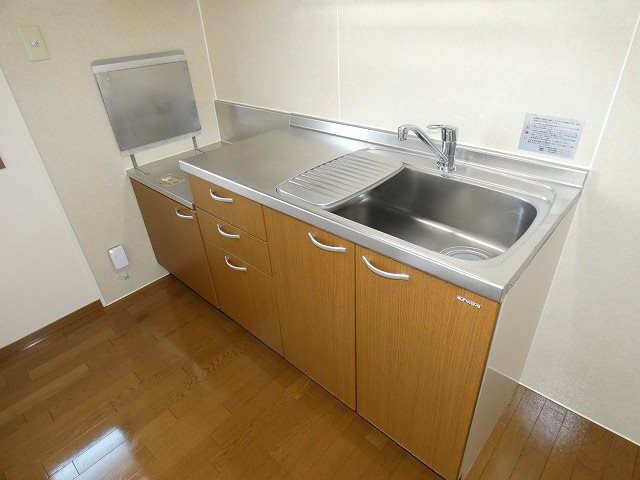 ボーンルリＣ キッチン