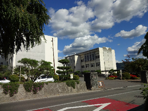 ボーンルリＣ 中学校