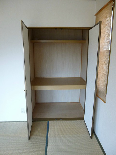 サンハイツ赤沼Ａ 収納