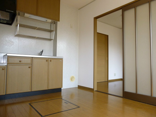 サンハイツ赤沼Ａ キッチン