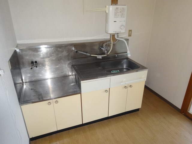 長野県東御市田中 キッチン