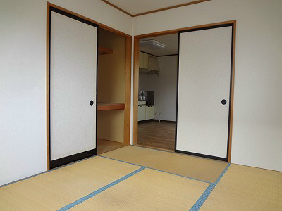 メゾニティ三峯Ｂ棟 収納