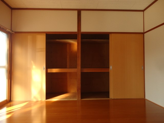 北沢貸家（青木島）4号 収納