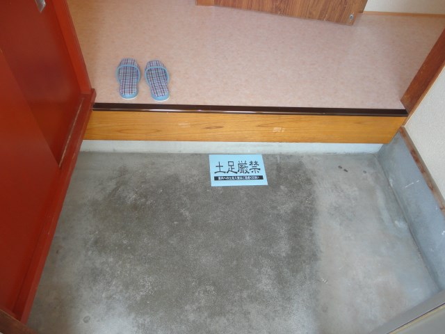 北沢貸家（青木島）4号 玄関