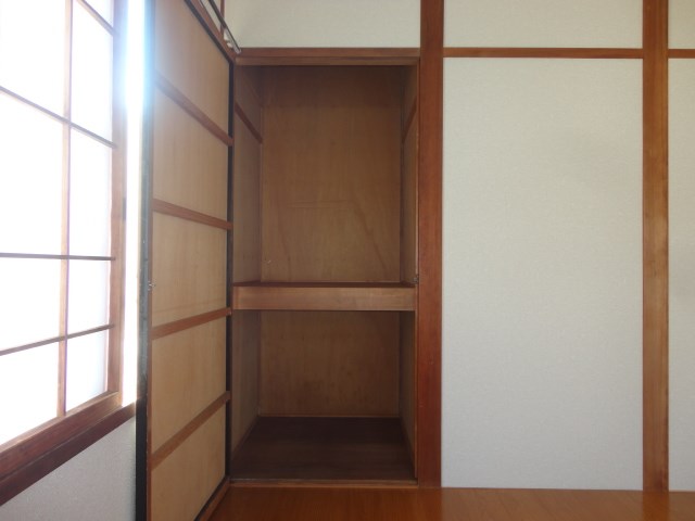北沢貸家（青木島）4号 収納