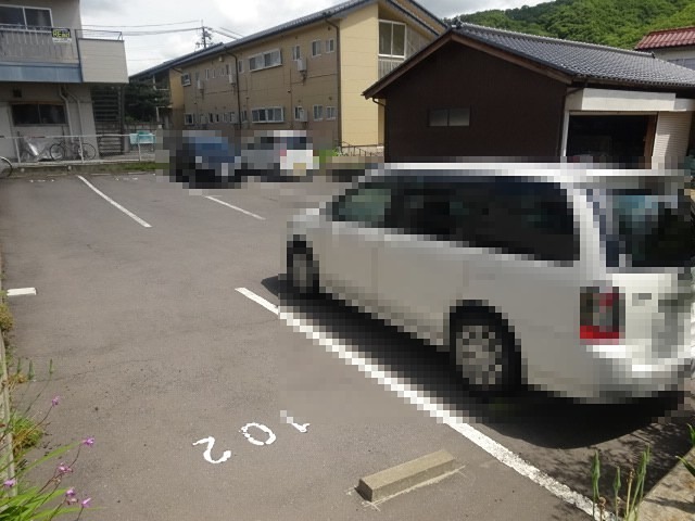 α-TIME 駐車場