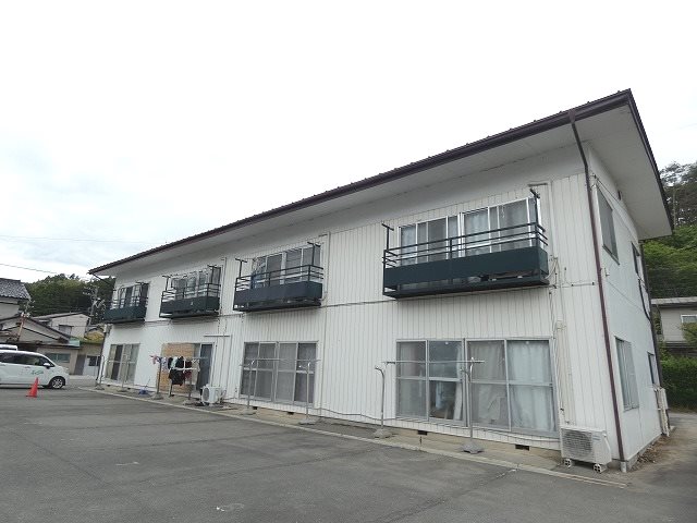 楓青山ハイツB 外観