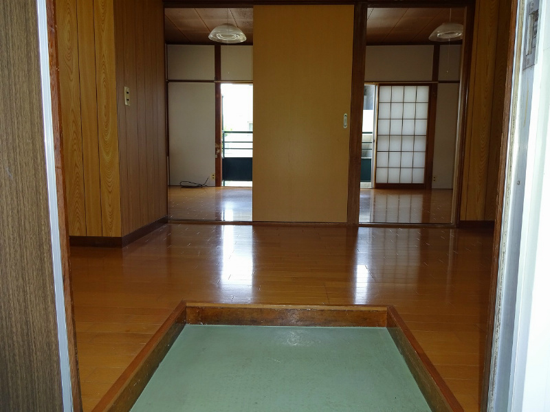 楓青山ハイツＢ 玄関