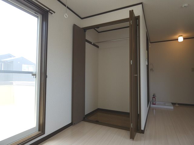 ハイツエーデルワイス 収納