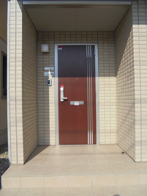 モンシェリ桜A 玄関