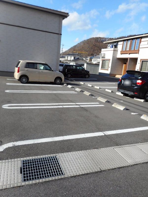 エルザⅠ 駐車場