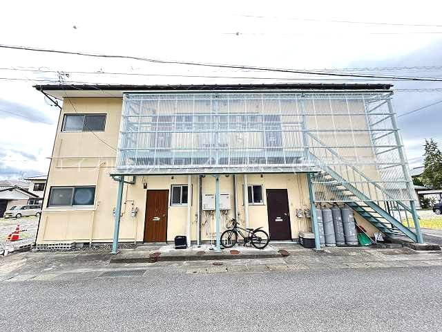 イーストワン 外観