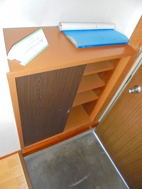 イーストワン 玄関