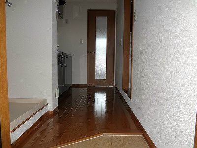 セジュールやまびこ 玄関