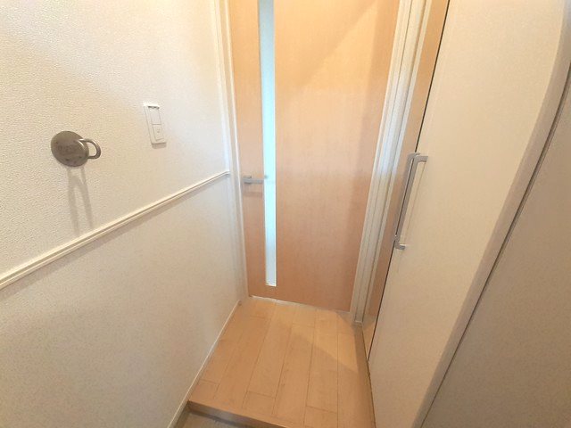 エーヴィヒヴォールＤ 玄関