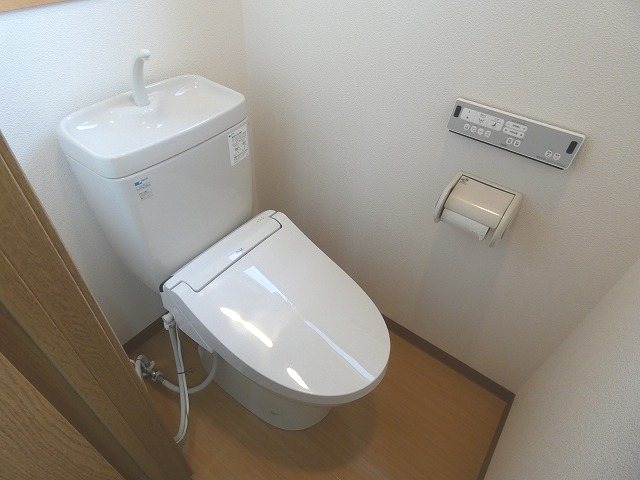 JAMBO　HOUSE トイレ