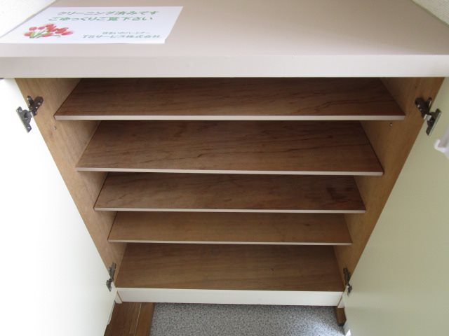 ラプラス大倉 収納