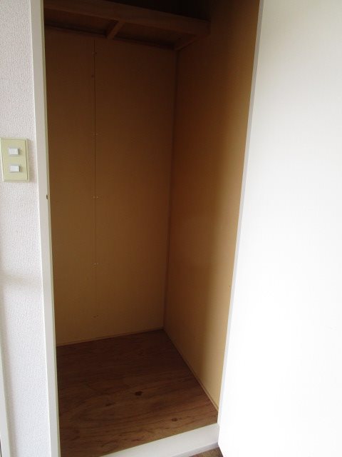 ラプラス大倉 収納