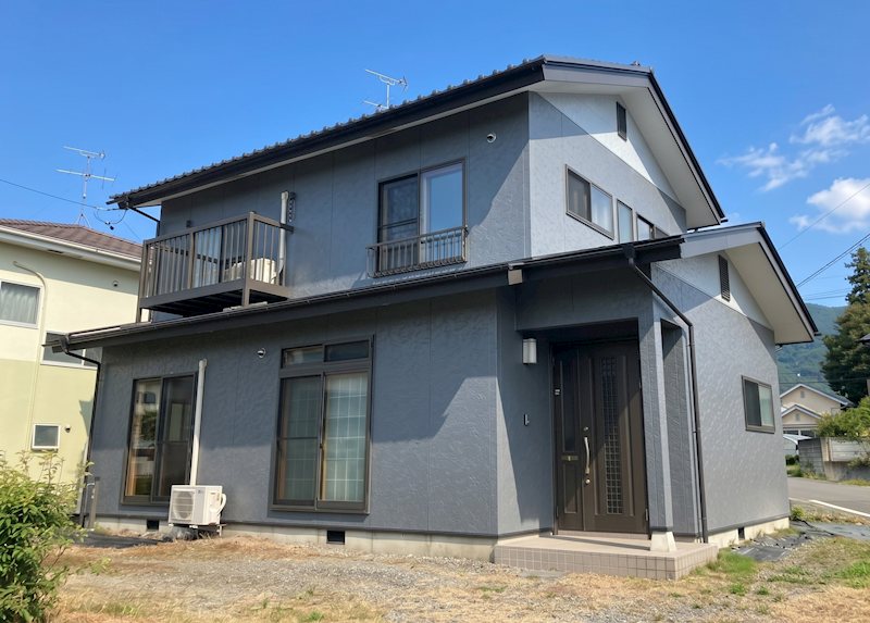 長野県安曇野市堀金烏川 外観
