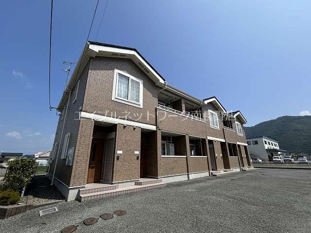 コンフォルターブル 外観