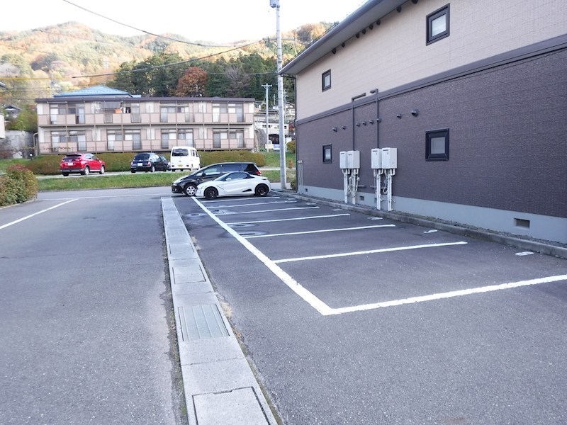 エスポワールミゾグチＡ 駐車場