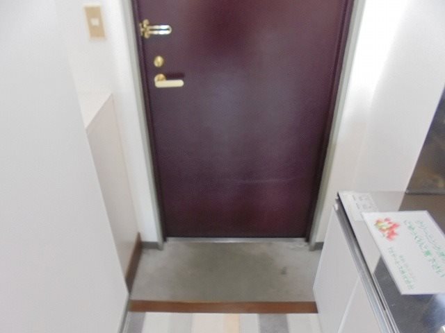 アコール北条 玄関