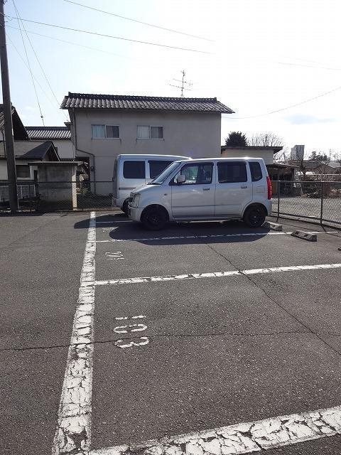グリーンハイツ（村井） 駐車場