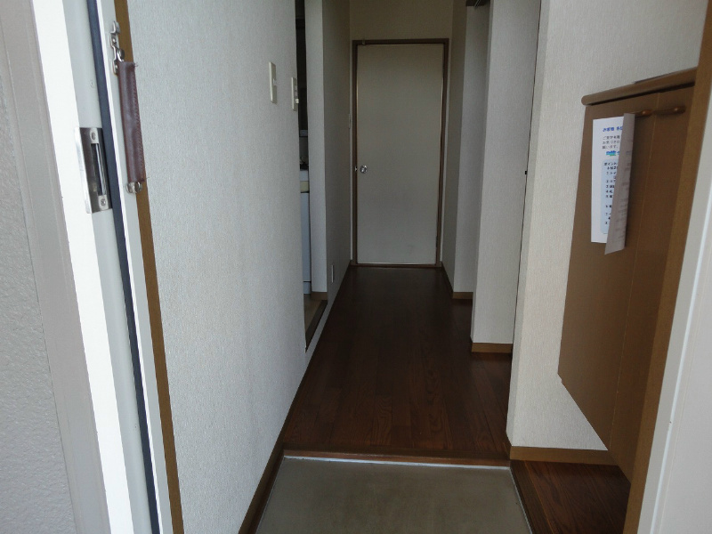 エルハルディン 玄関