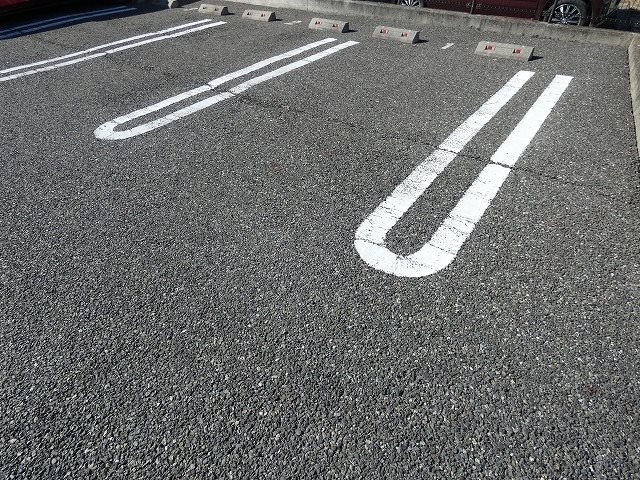 カーサ藍Ｂ 駐車場