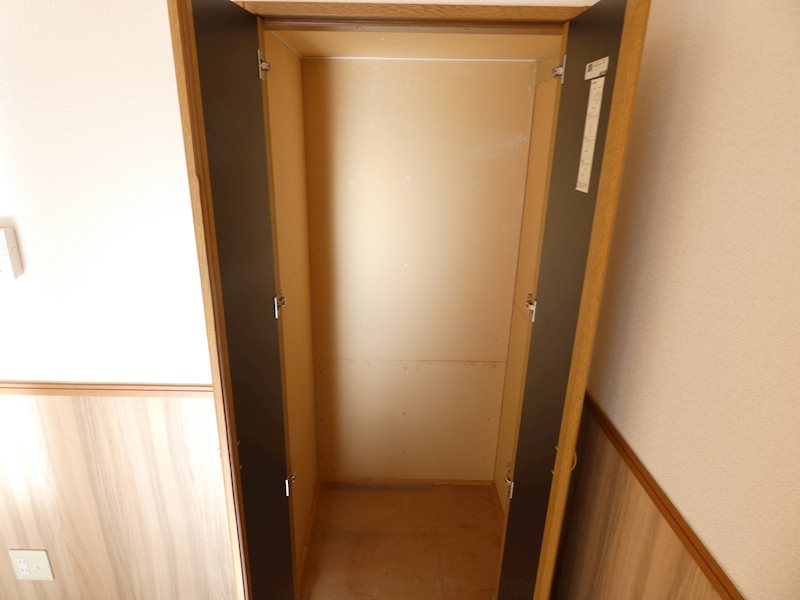 シャイニングタウン 収納
