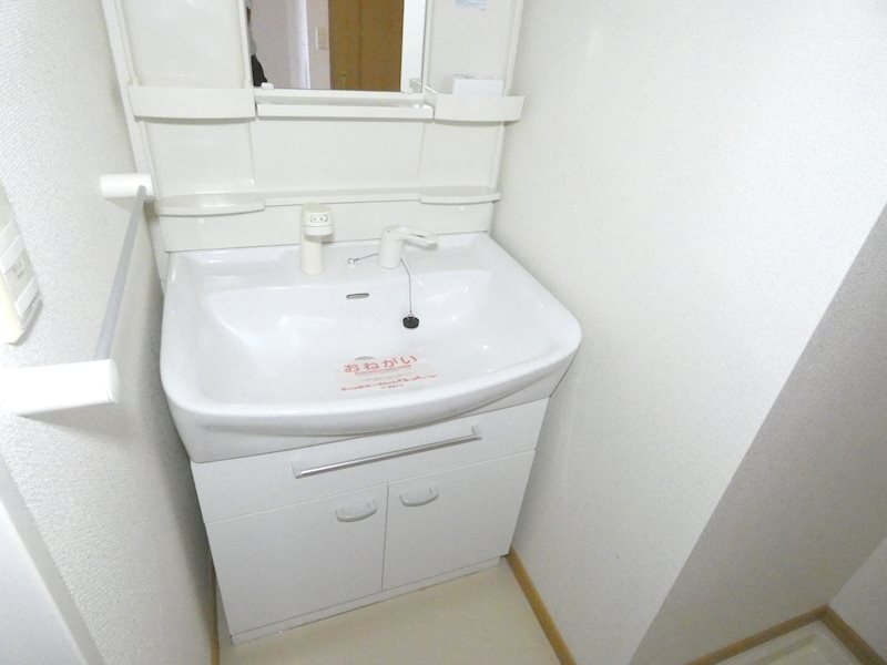 長野県塩尻市広丘堅石 洗面所