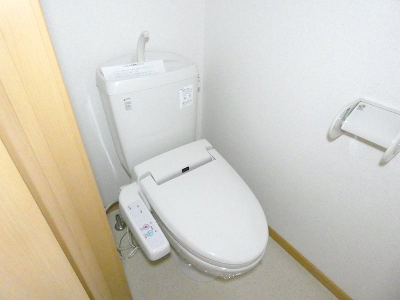長野県塩尻市広丘堅石 トイレ