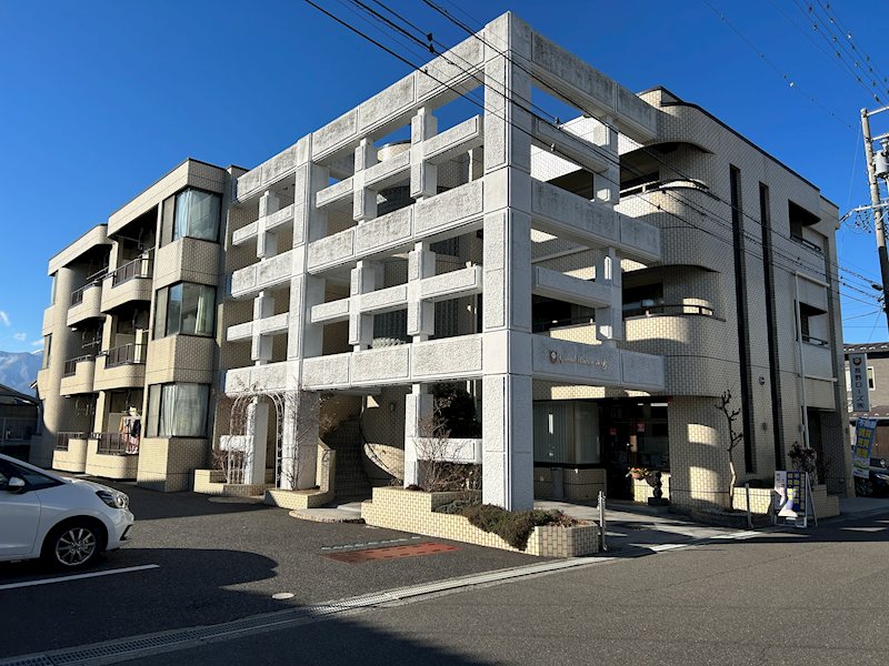 グランメゾン山﨑 外観