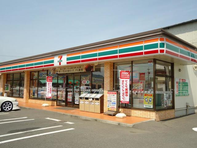 ベラビスタＡ コンビニ