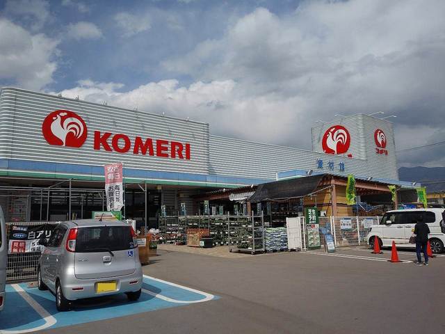 グレースハイランド上田Ⅰ ホームセンター
