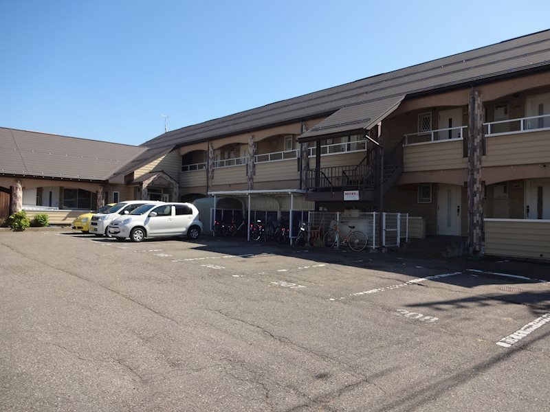 エクセレント21 駐車場
