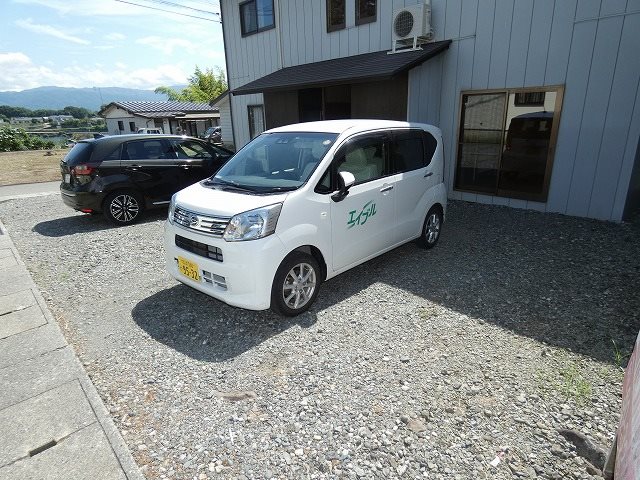 ハイツ藤（上荒井） 駐車場