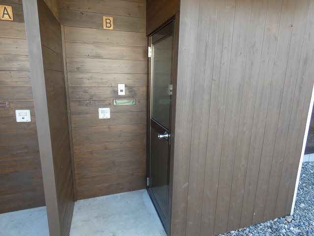 ハイツ藤（上荒井） エントランス