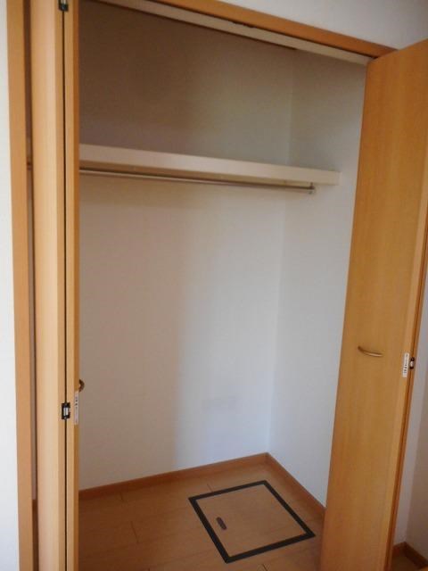 アイリスコートＢ 収納