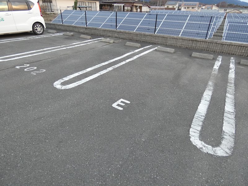 Oasis1210 駐車場