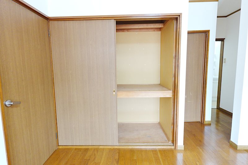 パレスサンプラス 収納