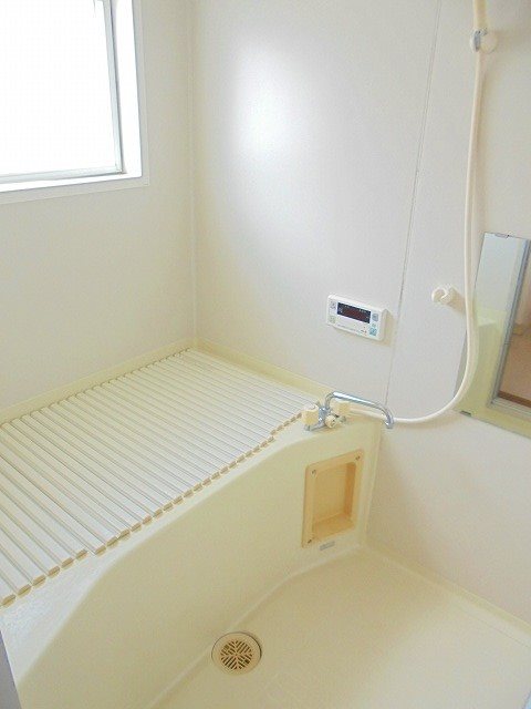 富沢様連棟 風呂画像
