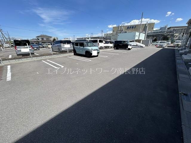 ＪーＲｏｏｍ☆妃　弐番館 駐車場