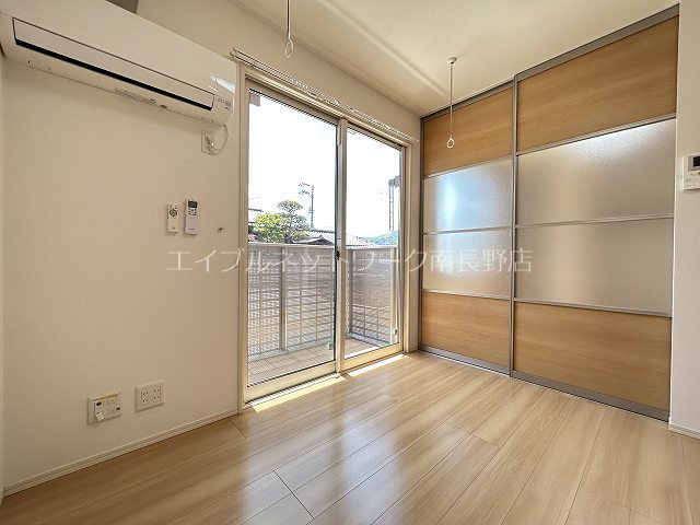 ＪーＲｏｏｍ☆妃　弐番館 リビング