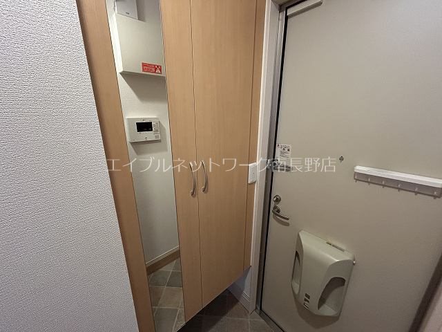 ＪーＲｏｏｍ☆妃　弐番館 玄関