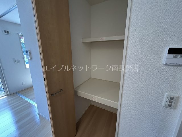 ＪーＲｏｏｍ☆妃　弐番館 収納