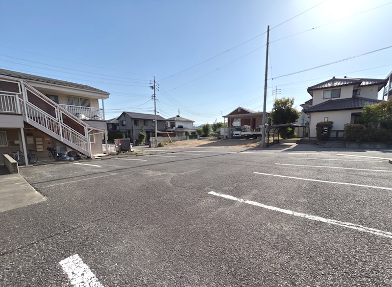 Surplus DREAMⅠ 駐車場